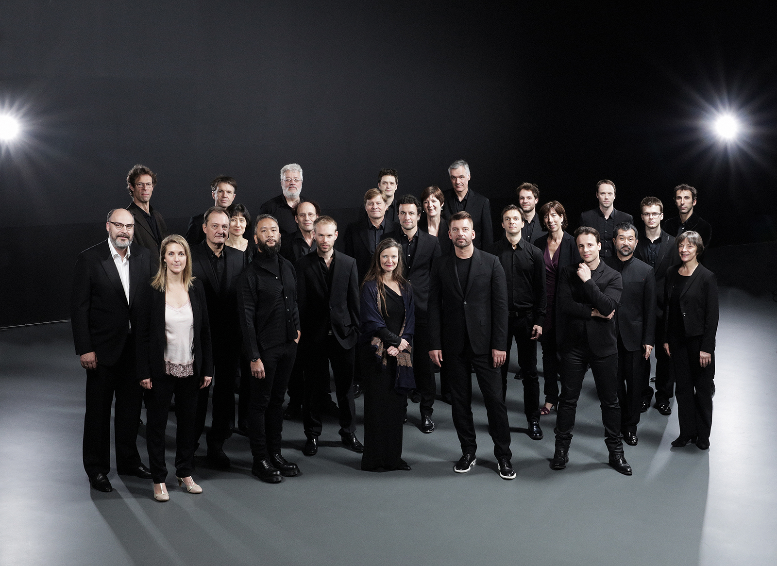 Музыка новое имя. Ensemble Intercontemporain. Nieuw Ensemble. «Вместе» (фр. Ensemble) партия. Distorted Ensemble.